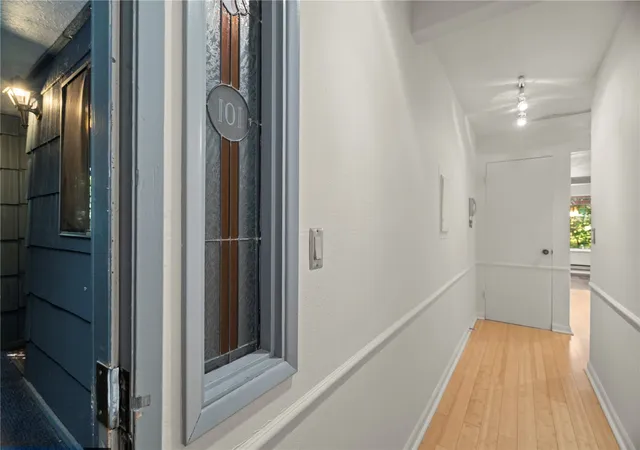 Photo 3 of Condo for sale at 210 Boylston Ave E #101, Seattle, WA 98102 | MLS# NWM2597009 | Listing updated on 2026-10-23