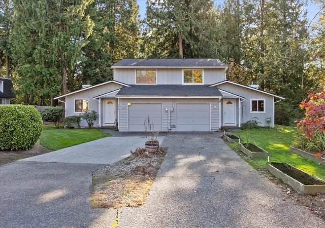Townhouse for sale at 3410 134th Place SW #B, Lynnwood, WA 98087 | MLS# NWM2597022