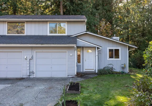 Photo 2 of Townhouse for sale at 3410 134th Place SW #B, Lynnwood, WA 98087 | MLS# NWM2597022 | Listing updated on 2026-10-26