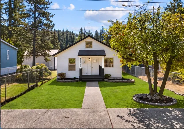 Photo 1 of Single family home for sale at 45511 Se 141st Street, North Bend, WA 98045 | MLS# NWM2597028 | Listing updated on 2026-10-22