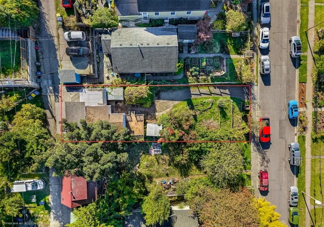 Photo 1 of Single family home for sale at 1456 Franklin St, Bellingham, WA 98225 | MLS# NWM2597045 | Listing updated on 2026-10-26