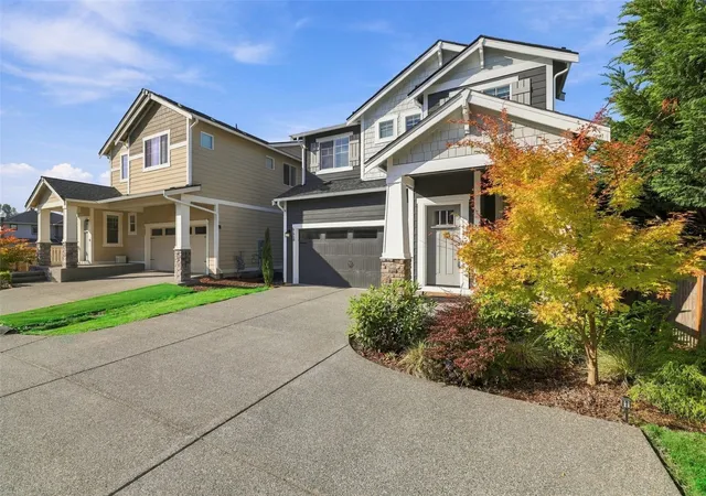 Photo 2 of Single family home for sale at 9610 S 201st Place, Kent, WA 98031 | MLS# NWM2597046 | Listing updated on 2026-10-22