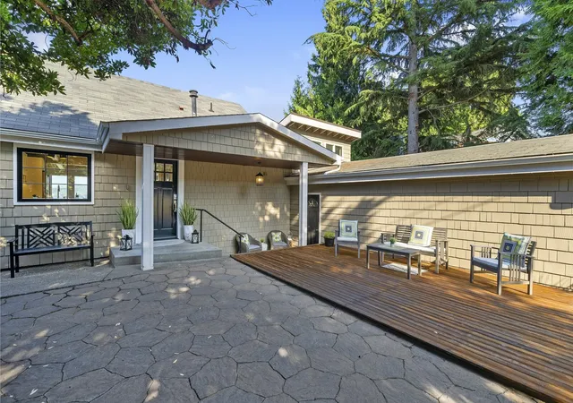 Photo 2 of Single family home for sale at 10498 Dixon Dr S, Seattle, WA 98178 | MLS# NWM2597065 | Listing updated on 2026-10-26