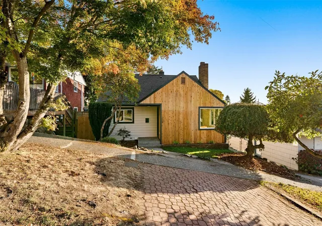 Photo 3 of Single family home for sale at 309 NW 48th Street, Seattle, WA 98107 | MLS# NWM2597072 | Listing updated on 2026-10-23