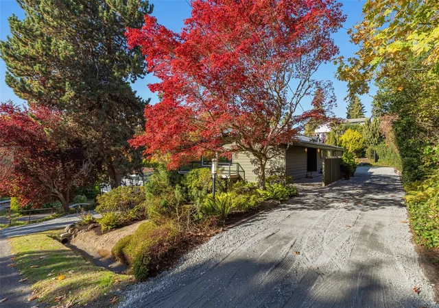 Photo 2 of Sale Pending at 216 Nw 115th Street, Seattle, WA 98177 | MLS# NWM2597076 | Listing updated on 2026-10-26