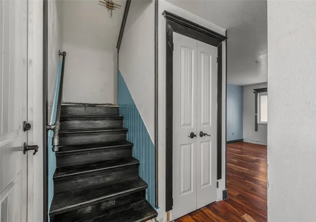 Photo 1 of Townhouse for sale at 1505 W Casino Rd #14, Everett, WA 98204 | MLS# NWM2597089 | Listing updated on 2026-10-29