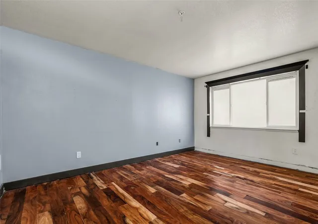Photo 2 of Townhouse for sale at 1505 W Casino Rd #14, Everett, WA 98204 | MLS# NWM2597089 | Listing updated on 2026-10-29