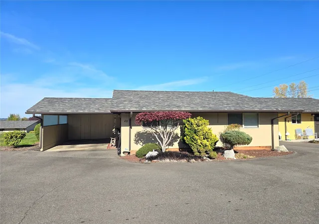 Photo 2 of Condo for sale at 1301 S 3rd Avenue #4D, Sequim, WA 98382 | MLS# NWM2597104 | Listing updated on 2026-10-22