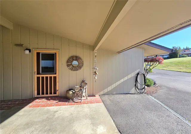 Photo 3 of Condo for sale at 1301 S 3rd Avenue #4D, Sequim, WA 98382 | MLS# NWM2597104 | Listing updated on 2026-10-22