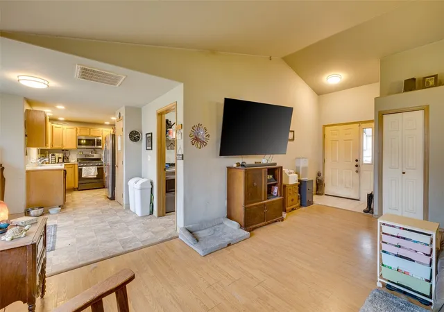 Photo 4 of Single family home for sale at 19223 Vista Dr, Arlington, WA 98223 | MLS# NWM2597106 | Listing updated on 2026-10-24
