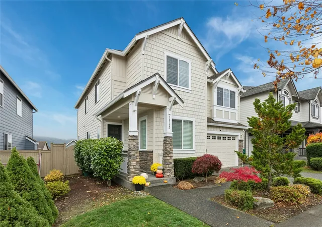 Photo 3 of Single family home for sale at 34126 SE Ash St, Snoqualmie, WA 98065 | MLS# NWM2597116 | Listing updated on 2026-10-28