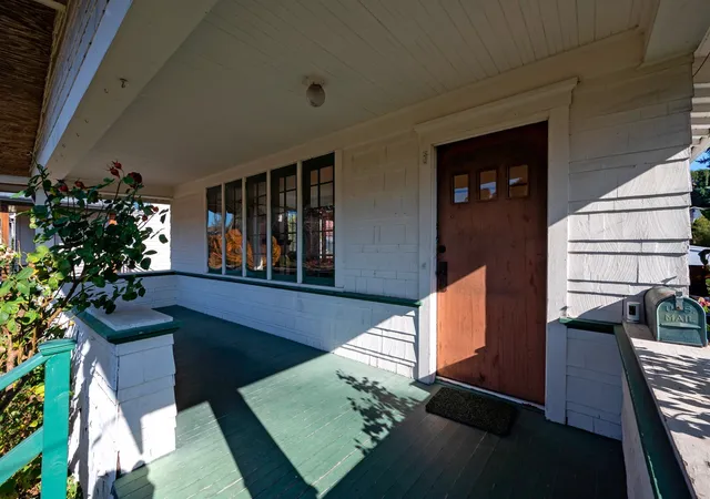 Photo 3 of Single family home for sale at 5818 7th Avenue NW, Seattle, WA 98107 | MLS# NWM2597124 | Listing updated on 2026-10-24