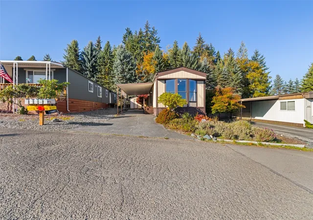 Photo 2 of Manufactured home for sale at 1410 View Vista Park, Port Angeles, WA 98362 | MLS# NWM2597125 | Listing updated on 2026-10-22