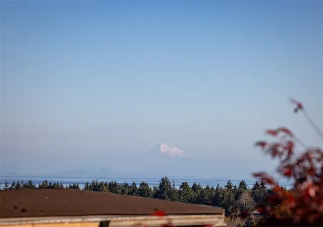 Photo 4 of Manufactured home for sale at 1410 View Vista Park, Port Angeles, WA 98362 | MLS# NWM2597125 | Listing updated on 2026-10-22