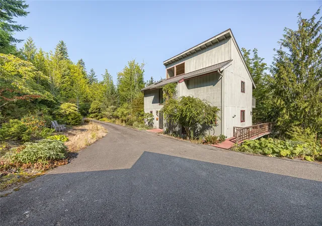 Photo 1 of Single family home for sale at 251 E Simmons, Port Angeles, WA 98362 | MLS# NWM2597127 | Listing updated on 2026-10-22