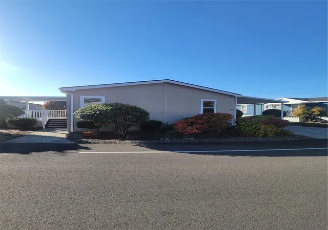 Photo 1 of Manufactured home for sale at 14727 43rd Avenue NE #105, Marysville, WA 98271 | MLS# NWM2597151 | Listing updated on 2026-10-26