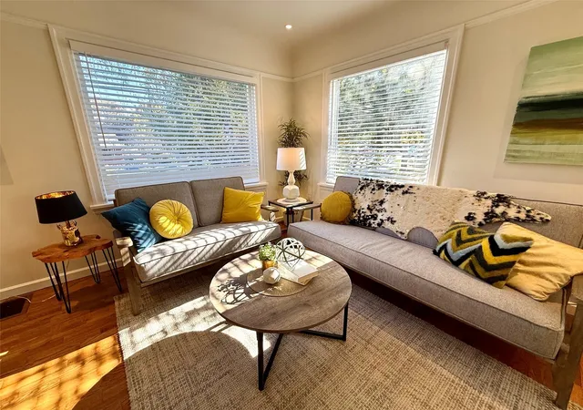 Photo 2 of Single family home for sale at 7909 9th Avenue SW, Seattle, WA 98106 | MLS# NWM2597188 | Listing updated on 2026-10-26