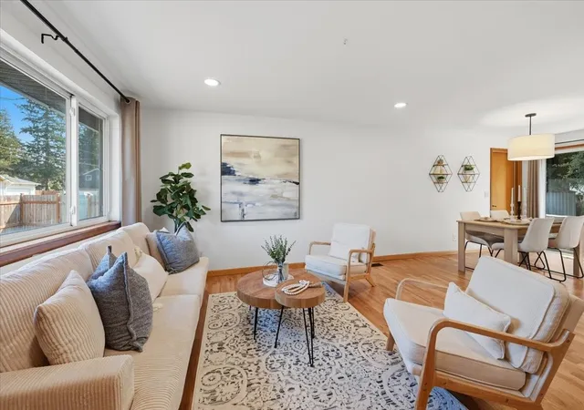 Photo 3 of Single family home for sale at 1215 Queen Ave Ne, Renton, WA 98056 | MLS# NWM2597222 | Listing updated on 2026-10-23