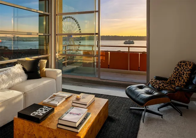 Photo 4 of Condo for sale at 1425 Western Ave #U403, Seattle, WA 98101 | MLS# NWM2597223 | Listing updated on 2026-10-26