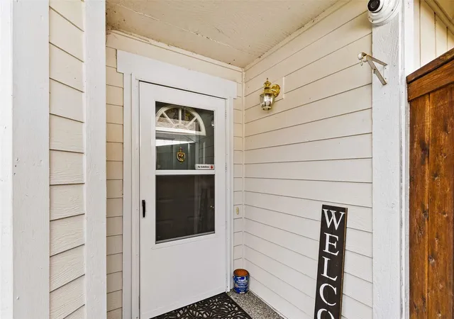 Photo 2 of Single family home for sale at 4601 Remington Ln SE, Lacey, WA 98503 | MLS# NWM2597225 | Listing updated on 2026-10-29