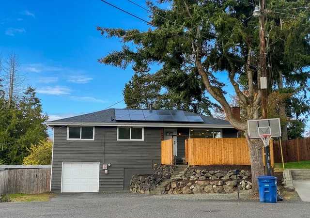Single family home for sale at 20352 34th Avenue S, SeaTac, WA 98198 | MLS# NWM2597228