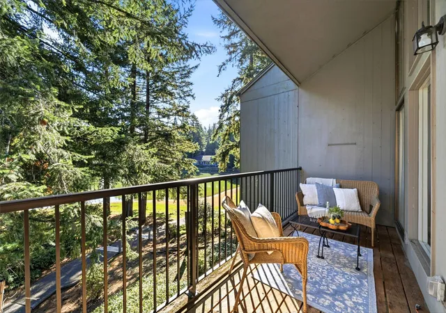 Photo 4 of Townhouse for sale at 6234 138th Avenue NE #205, Redmond, WA 98052 | MLS# NWM2597229 | Listing updated on 2026-10-23