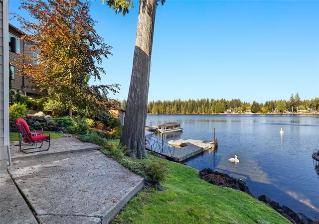 Photo 2 of Single family home for sale at 130 W Lost Lake Park Ct, Shelton, WA 98584 | MLS# NWM2597248 | Listing updated on 2026-10-29