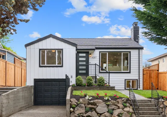 Photo 1 of Single family home for sale at 4257 W 33rd Avenue #1, Seattle, WA 98199 | MLS# NWM2597261 | Listing updated on 2026-10-28
