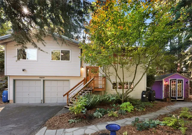Photo 1 of Single family home for sale at 7237 NE 160th Street, Kenmore, WA 98028 | MLS# NWM2597262 | Listing updated on 2026-10-23