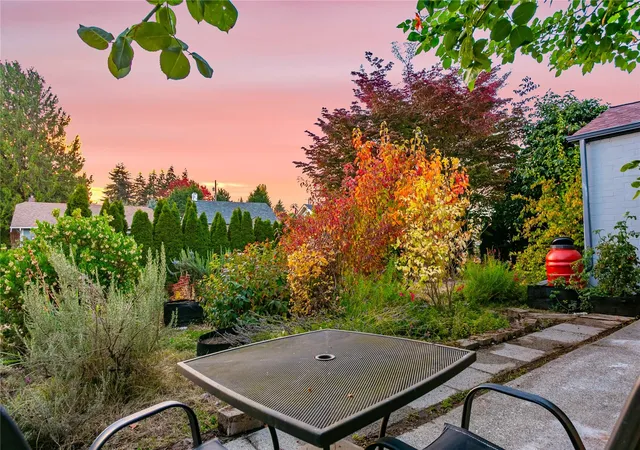 Photo 1 of Single family home for sale at 1911 S Hosmer St, Tacoma, WA 98405 | MLS# NWM2597264 | Listing updated on 2026-10-25