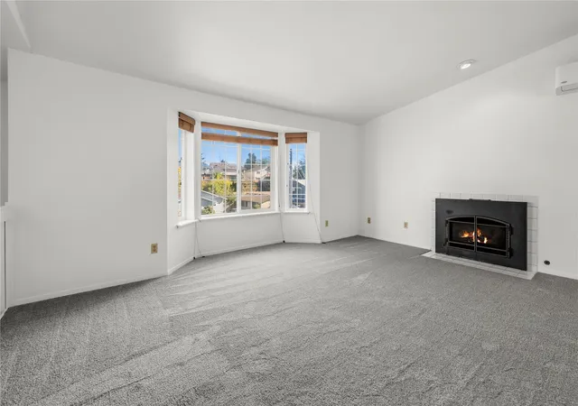 Photo 4 of Single family home for sale at 5918 S Cheyenne St, Tacoma, WA 98409 | MLS# NWM2597269 | Listing updated on 2026-10-26
