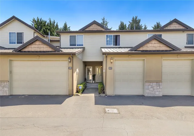 Photo 1 of Townhouse for sale at 418 17th Street Se #5C, Auburn, WA 98002 | MLS# NWM2597282 | Listing updated on 2026-10-23