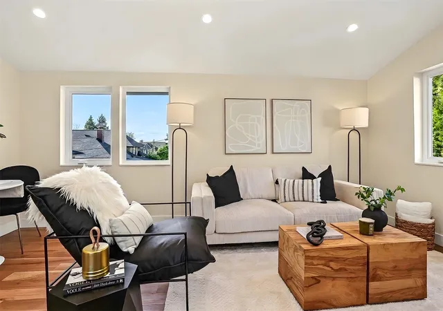 Photo 3 of Townhouse for sale at 2412 Queen Ann Ave N, Seattle, WA 98109 | MLS# NWM2597287 | Listing updated on 2026-10-23