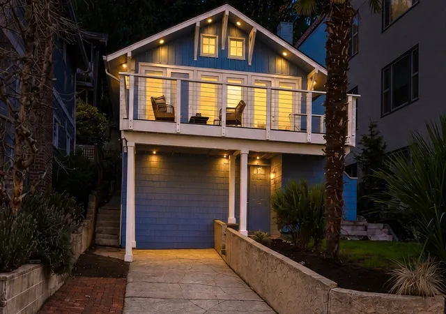 Photo 2 of Single family home for sale at 2242 Bonair Pl SW, Seattle, WA 98116 | MLS# NWM2597302 | Listing updated on 2026-10-27