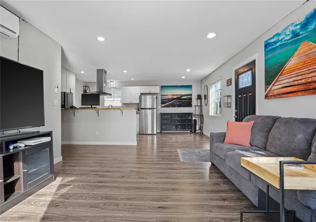 Photo 3 of Single family home for sale at 1715 Snyder Ave, Bremerton, WA 98312 | MLS# NWM2597315 | Listing updated on 2026-10-23