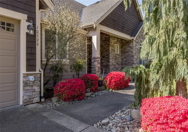 Photo 1 of Single family home for sale at 10529 SE 300th Street, Auburn, WA 98092 | MLS# NWM2597323 | Listing updated on 2026-10-26