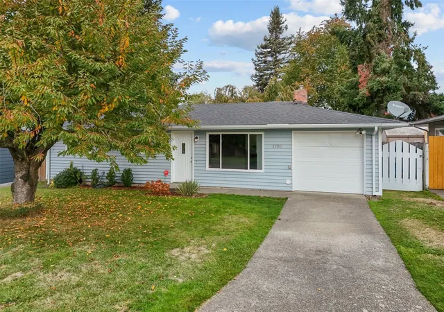 Single family home for sale at 1105 26th Street SE, Auburn, WA 98002 | MLS# NWM2597326