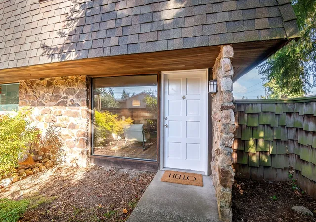 Photo 3 of Condo for sale at 20620 76th Avenue W #K, Edmonds, WA 98026 | MLS# NWM2597343 | Listing updated on 2026-10-23