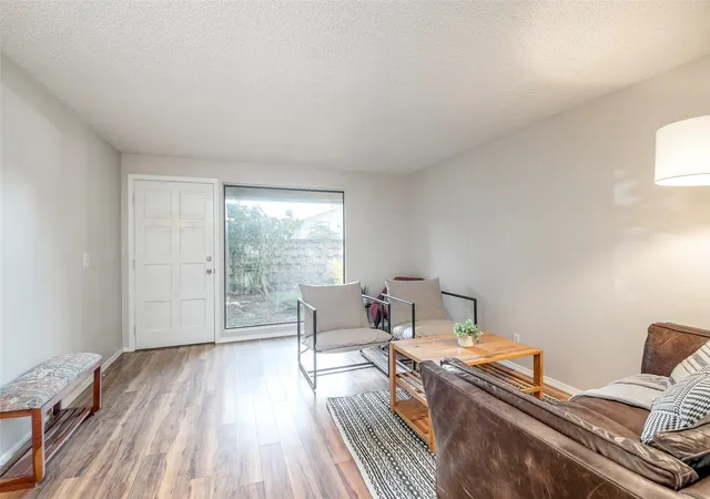Photo 4 of Condo for sale at 20620 76th Avenue W #K, Edmonds, WA 98026 | MLS# NWM2597343 | Listing updated on 2026-10-23