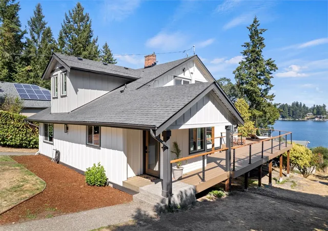 Photo 1 of Single family home for sale at 95 W Shore Ave Sw, Lakewood, WA 98498 | MLS# NWM2597366 | Listing updated on 2026-10-29
