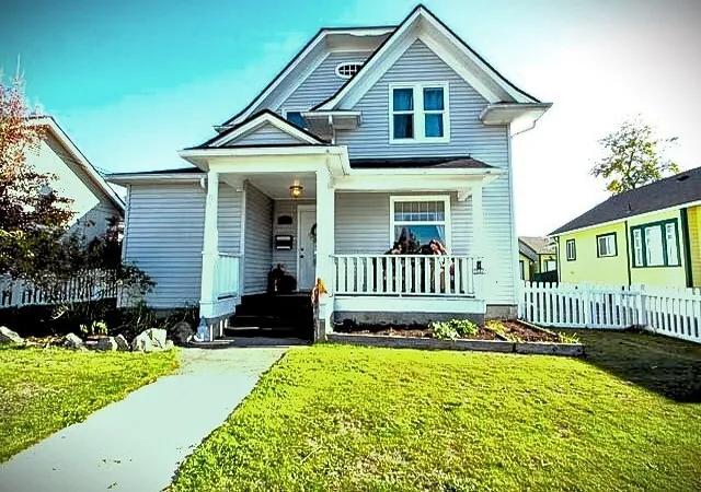 Photo 2 of Single family home for sale at 51 SW 3rd Street, Chehalis, WA 98532 | MLS# NWM2597367 | Listing updated on 2026-10-26