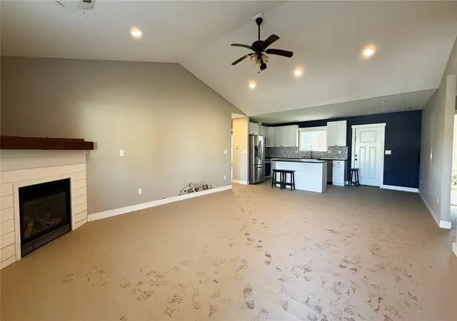 Photo 4 of Single family home for sale at 409 Amareen Ct, Nooksack, WA 98276 | MLS# NWM2597385 | Listing updated on 2026-10-26