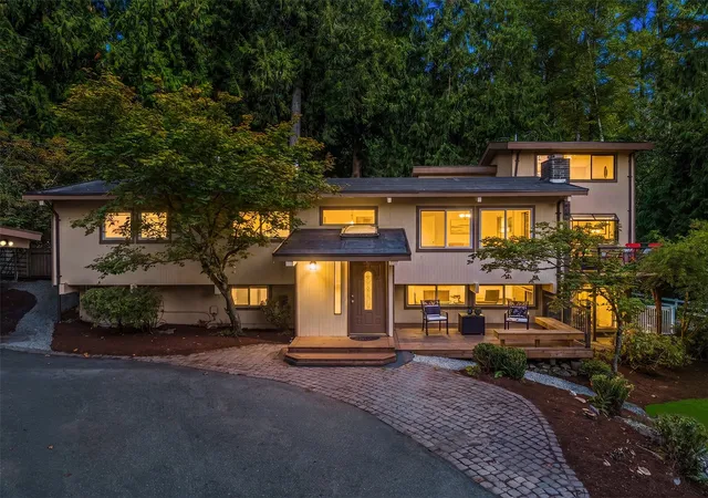 Single family home for sale at 12034 206th Place SE, Issaquah, WA 98027 | MLS# NWM2597414