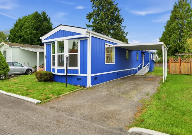 Photo 1 of Sale Pending at 11500 Meridian Ave S #39, Everett, WA 98208 | MLS# NWM2597418 | Listing updated on 2026-10-26