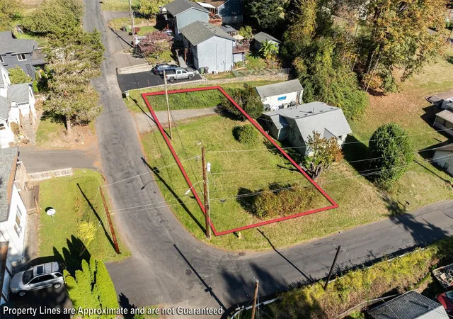 Photo 4 of Land for sale at 830 Fishers Ln, Longview, WA 98632 | MLS# NWM2597419 | Listing updated on 2026-10-26