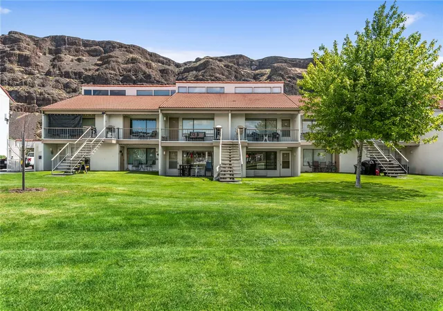 Photo 3 of Condo for sale at 8903 Crescent Bar Rd Nw #105, Quincy, WA 98848 | MLS# NWM2597440 | Listing updated on 2026-10-23