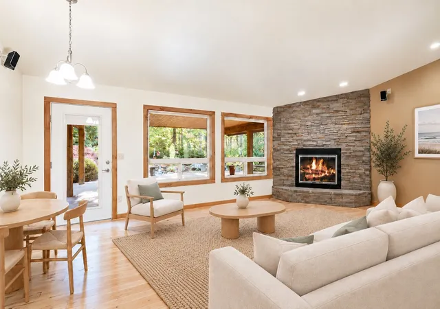 Photo 4 of Single family home for sale at 301 E Wildflower Ln, Shelton, WA 98584 | MLS# NWM2597454 | Listing updated on 2026-10-23