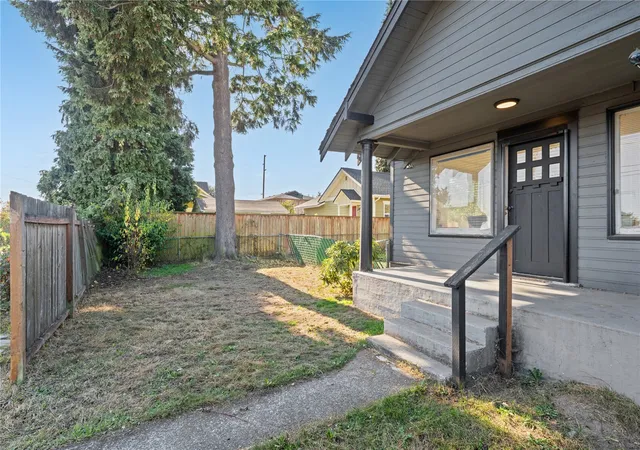 Photo 2 of Single family home for sale at 3331 S Alaska St, Tacoma, WA 98418 | MLS# NWM2597461 | Listing updated on 2026-10-23