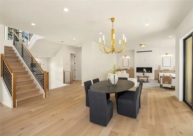 Photo 3 of Single family home for sale at 11315 113th Place, Kirkland, WA 98033 | MLS# NWM2597473 | Listing updated on 2026-10-23