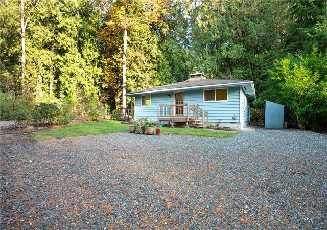 Photo 2 of Single family home for sale at 9 Fawn Ct, Bellingham, WA 98229 | MLS# NWM2597480 | Listing updated on 2026-10-23